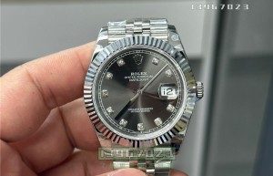 Vs41钻刻日志v2灰钻丹东3235机芯评测